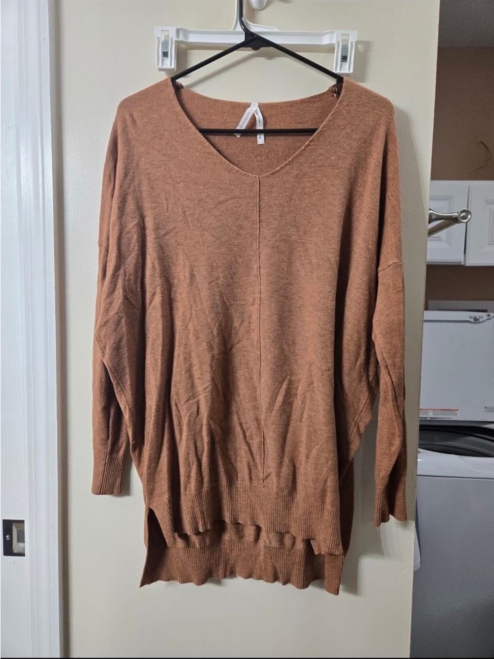 Cozy V-Neck Lightweight Sweater in Rust